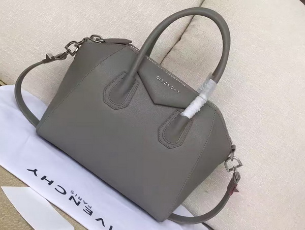 Givenchy Medium Antigona Bag In Light Grey for Sale