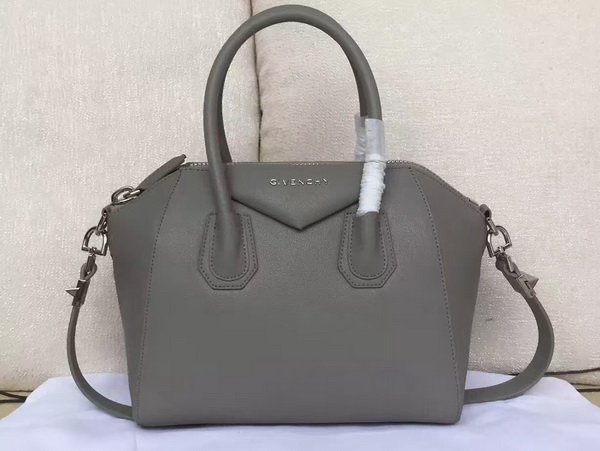 Givenchy Medium Antigona Bag In Light Grey for Sale