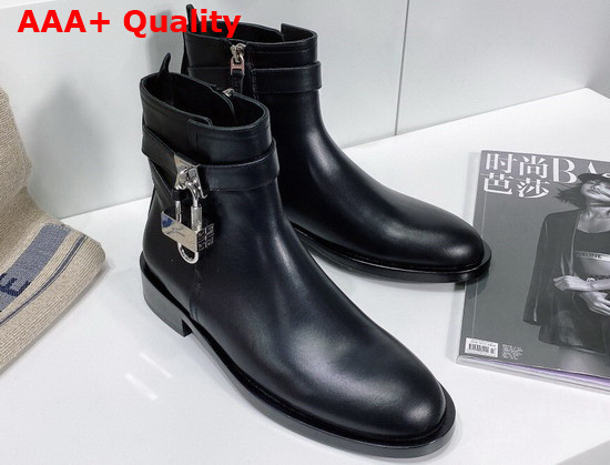 Givenchy Padlock Boots in Black Leather Replica