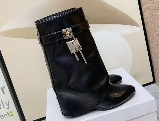 Givenchy Shark Lock Ankle Boots in Black Leather Replica