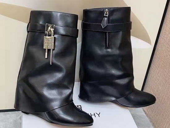 Givenchy Shark Lock Ankle Boots in Black Leather Replica