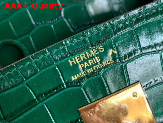 Hermes Birkin 30 in Green Crocodile Embossed Calfskin Replica