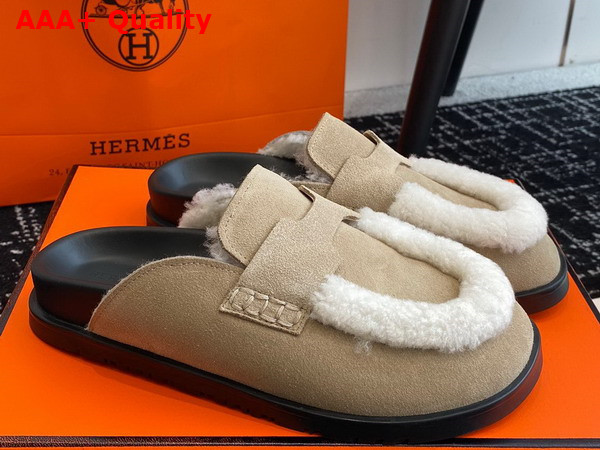 Hermes Go Mule in Beige Suede Goatskin and Shearling with Iconic H Cut Out Details Replica