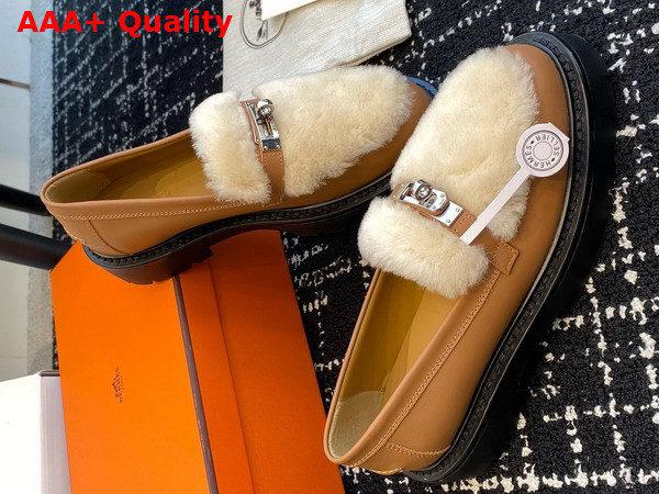 Hermes Icone Loafer in Calfskin and Shearling with Functional Kelly Buckle Naturel and Ecru Replica