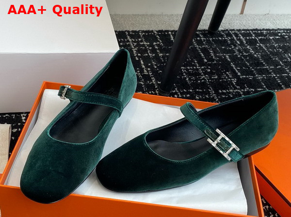 Hermes Jane Ballet Flat in Emerald Green Velvet Replica