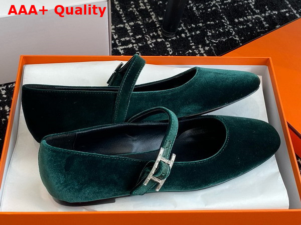 Hermes Jane Ballet Flat in Emerald Green Velvet Replica