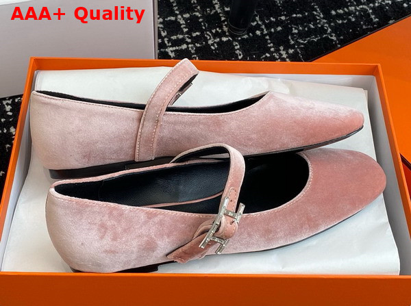 Hermes Jane Ballet Flat in Pale Pink Velvet Replica