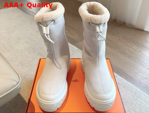 Hermes Journey Ankle Boot in Blanc Suede Calfskin and Calfskin with Shearling Lining Replica