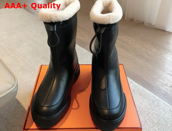 Hermes Journey Ankle Boot in Calfskin with Shearling Lining Noir and Ecru Replica