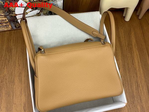 Hermes Lindy 26 Bag in Biscuit Taurillon Clemence Leather Replica