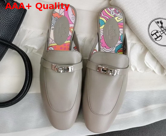 Hermes OZ Mule in Grey Calfskin with Faubourg Rainbow Printed Cotton Canvas Lining and Iconic Palladium Plated Buckle Replica