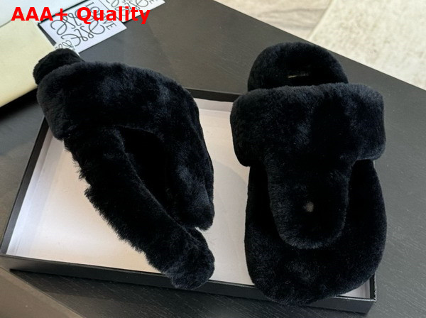 Loewe Ease Toe Post Sandals in Black Shearling Replica