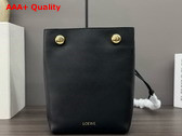 Loewe Pebble Pouch in Black Smooth Calfskin Replica