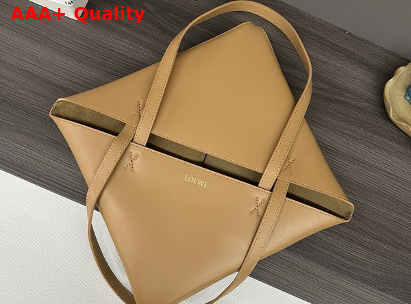 Loewe Puzzle Fold Tote in Shiny Calfskin Warm Desert and Black Replica