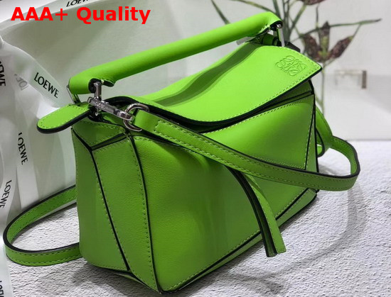 Loewe Puzzle Mini Bag Apple Green Classic Calf Replica