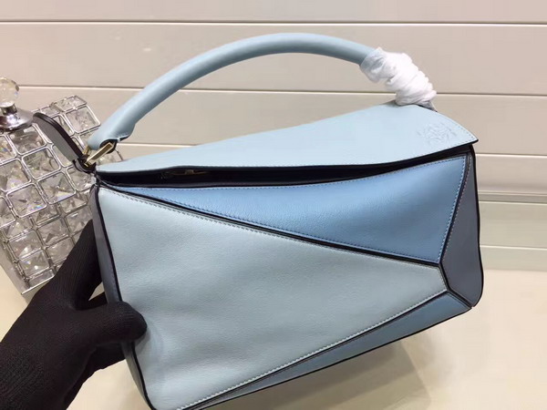 Loewe Puzzle Shoulder Bag in Light Blue Smooth Calfskin For Sale