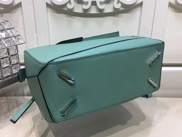 Loewe Puzzle Shoulder Bag in Mint Green Calf Leather with Embossed Anagram For Sale