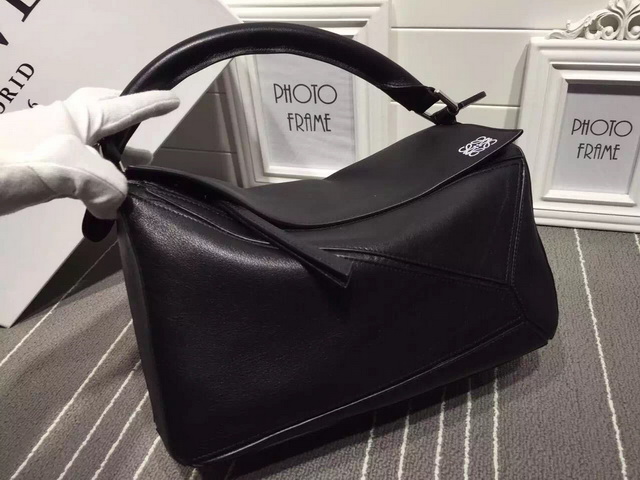 Loewe Puzzle Shoulder in Black Calf Leather with Embossed Anagram for Sale