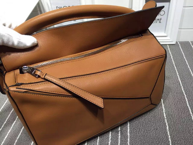 Loewe Puzzle Shoulder in Tan Calf Leather with Embossed Anagram for Sale