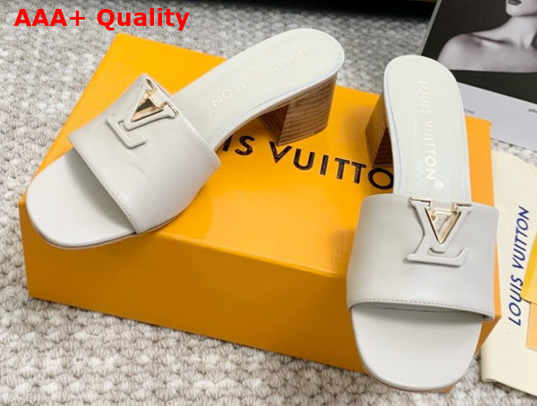 LV Capri Flat Mule in Quart Pink Calf Leather 1ACTUE Replica