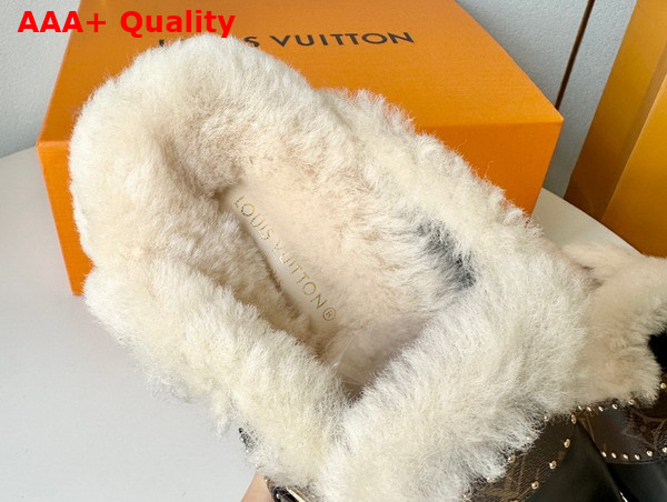 LV Cosy Flat Comfort Clog in Black Calf Leather and Shearling Replica