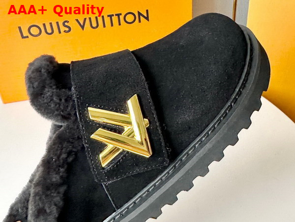 LV Cosy Flat Comfort Clog in Black Suede Calf Leather and Shearling 1AC6ZI Replica