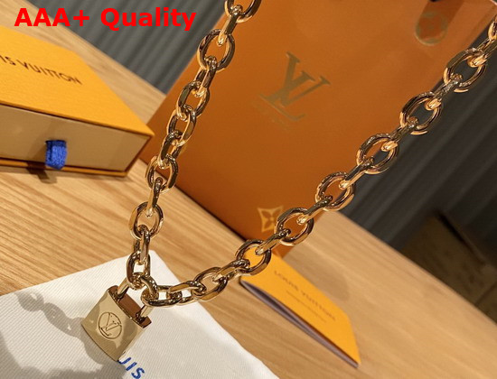 LV Edge Necklace Cadenas Gold Color Hardware MP2993 Replica