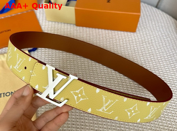 LV Initiales 40mm Reversible Belt in Yellow Taurillon Leather M8458V Replica