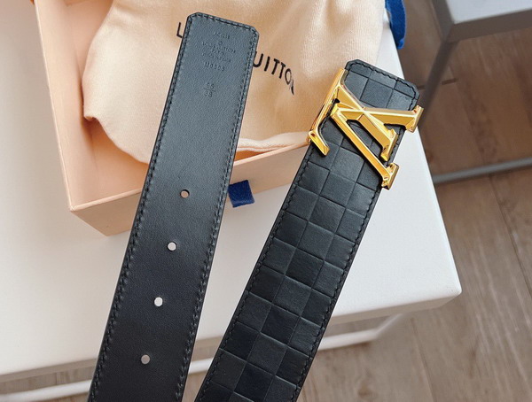 LV Pyramide 40mm Belt in Black Damier Leather Replica