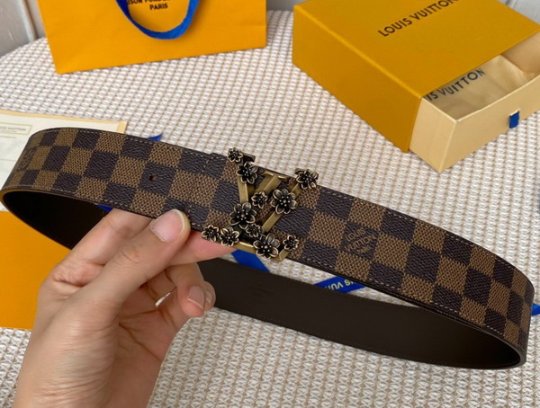 LV Pyramide Flower 40mm Reversible Belt Damier Ebene Canvas Replica