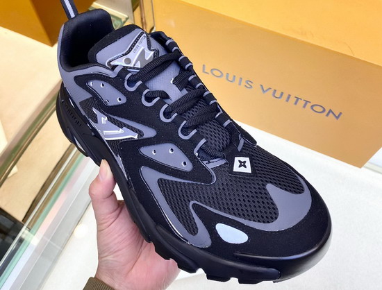 LV Runner Tatic Sneaker Black Mix of Materials 1A9UNT Replica