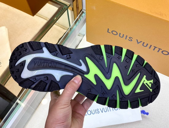 LV Runner Tatic Sneaker Green Mix of Materials Replica