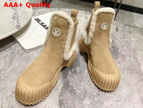 LV Ski Ruby Flat Ankle Boot in Beige Suede Calf Leather and Shearling 1AC7AR Replica