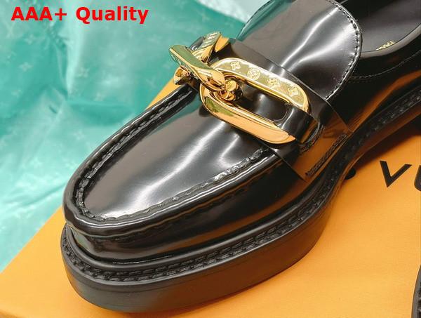 Louis Vuitton Academy Loafer in Black Glazed Calf Leather with Gold Oversized Resin Chain Accessory Replica