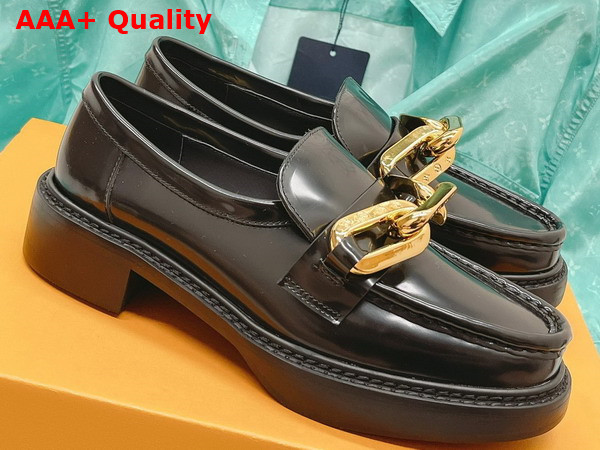 Louis Vuitton Academy Loafer in Black Glazed Calf Leather with Gold Oversized Resin Chain Accessory Replica