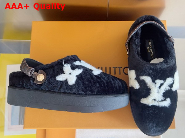 Louis Vuitton Aspen Comfort Clog in Black Shearling Replica