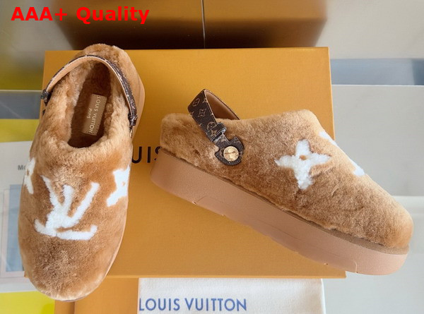 Louis Vuitton Aspen Comfort Clog in Camel Brown Shearling Replica