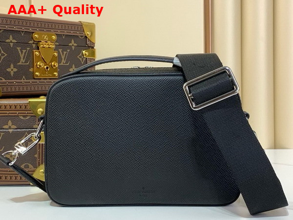 Louis Vuitton Avenue Messenger in Black Taiga Leather M11657 Replica