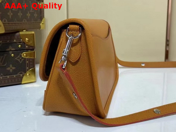 Louis Vuitton Buci Epi Gold Miel M59459 Replica