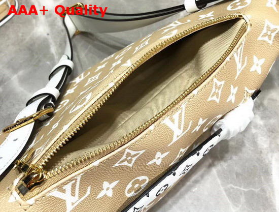 Louis Vuitton Bumbag Khaki Monogram Coated Canvas M44611 Replica