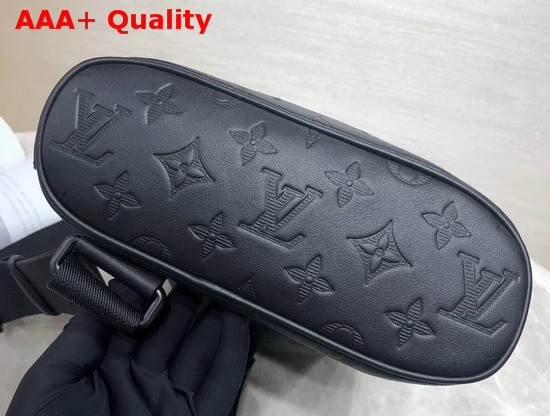 Louis Vuitton Chalk Sling Bag Noir M44633 Replica