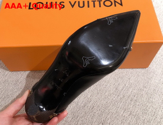 Louis Vuitton Cherie Pump in Black Calf Leather with Patent Monogram Canvas 1A8NA3 Replica