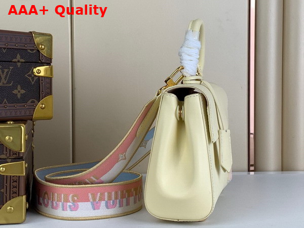 Louis Vuitton Cluny Mini Handbag Quartz White Epi Leather Gold Color and Multicolour Finish Hardware M22946 Replica