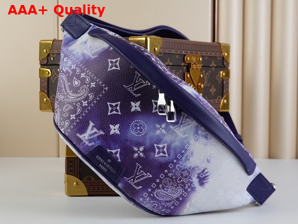 Louis Vuitton Discovery Bumbag PM Blue Monogram Bandana Print Cowhide Leather M20587 Replica