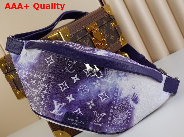 Louis Vuitton Discovery Bumbag PM Blue Monogram Bandana Print Cowhide Leather M20587 Replica