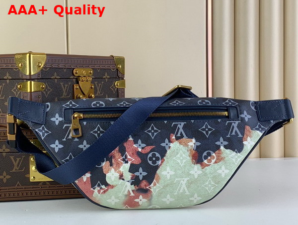 Louis Vuitton Discovery Bumbag PM Monogram Bleach Coated Canvas M23905 Replica