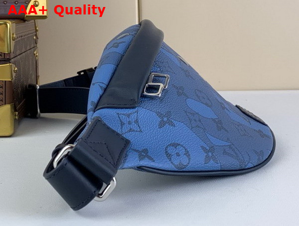 Louis Vuitton Discovery Bumbag in Abyss Blue Monogram Aquagarden Coated Canvas M22576 Replica