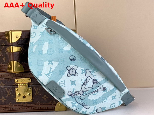 Louis Vuitton Discovery Bumbag in Crystal Blue Monogram Aquagarden Coated Canvas Replica