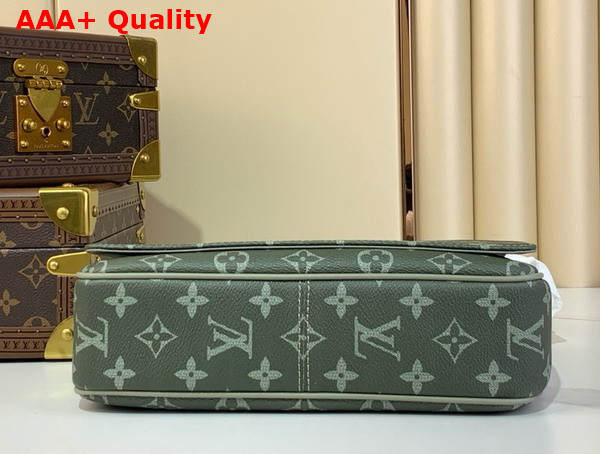 Louis Vuitton District PM Khaki Green Monogram Gradient Coated Canvas M11593 Replica