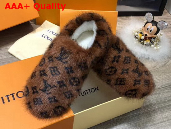 Louis Vuitton Dreamy Flat Loafer Natural Mink Fur 1A5T0H Replica